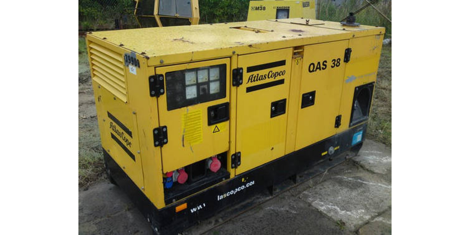 Аренда генератора 32 кВт (Atlas Copco QAS 38 ) Аренда генератора 32 кВт (Atlas Copco QAS 38 )