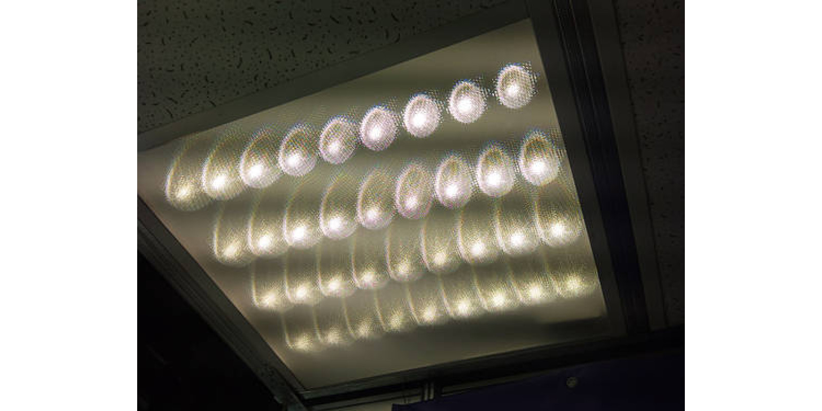 LED панель 595x595 Bellson (36W, рассеиватель «призма») LED панель 595x595 Bellson (36W, рассеиватель «призма»)