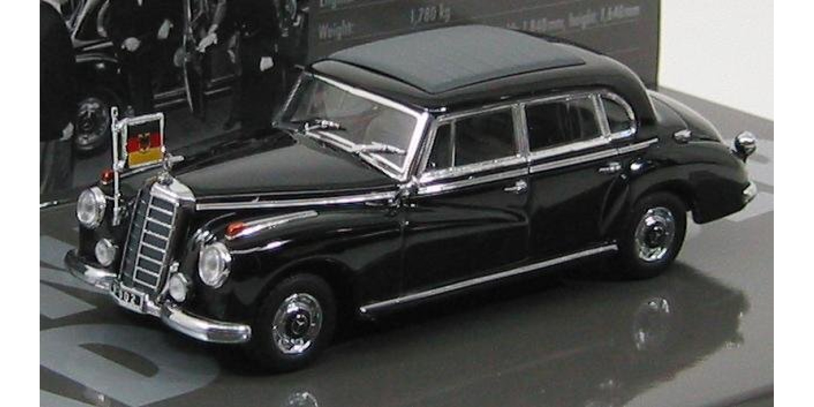 Mercedes-Benz 300 B (W186 ІІІ) Konrad Adenauer. 1/43 MINICHAMPS 436039000