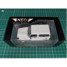 Toyota Landcruiser 70 series. Колекційна модель автомобіля у масштабі 1/43. NEO MODELS 43995
