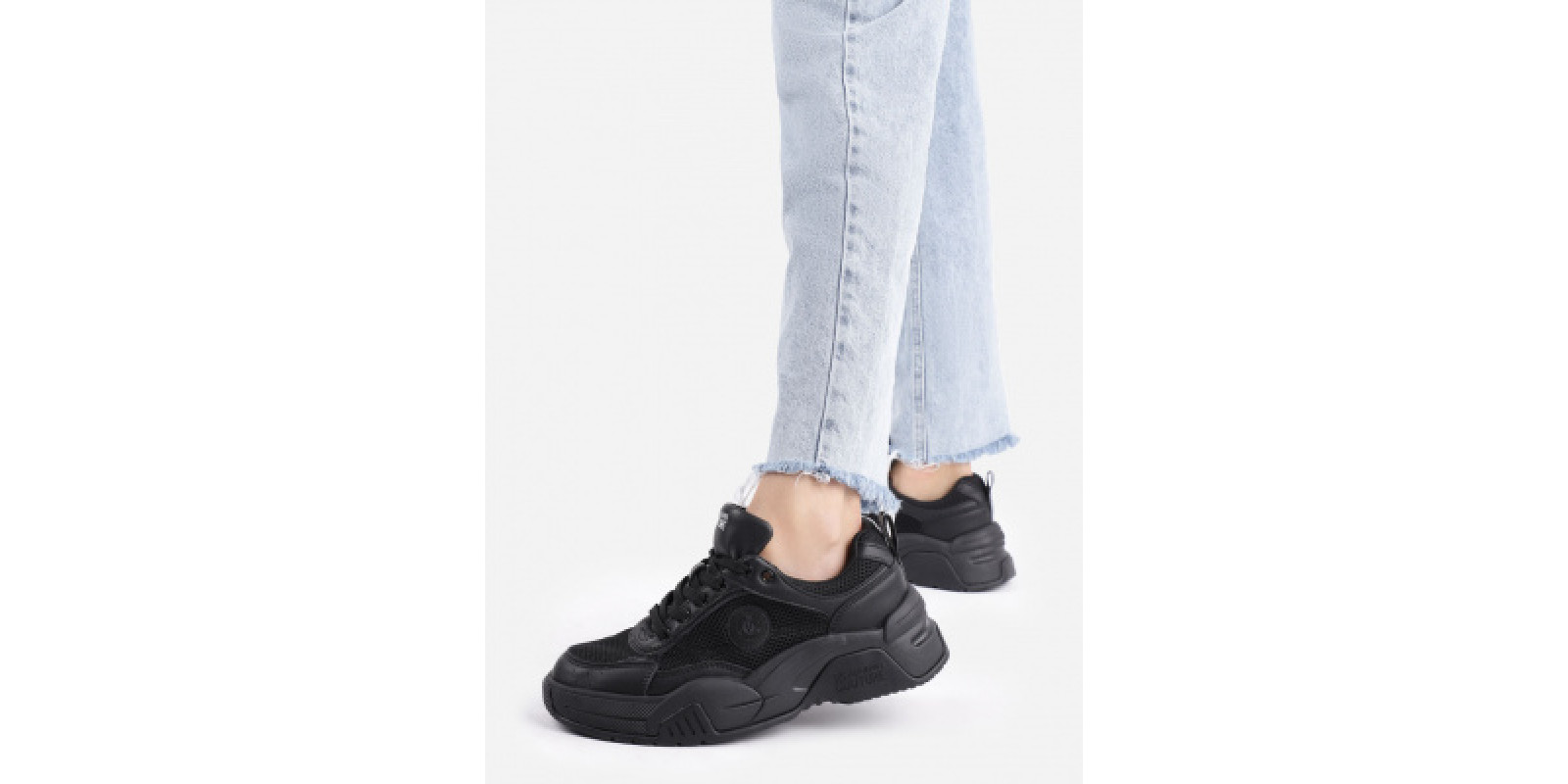 Женские кроссовки Versace jeans couture черные 71VA3SF6
