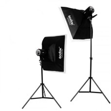 Набір студійного світла Godox SK200II Kit