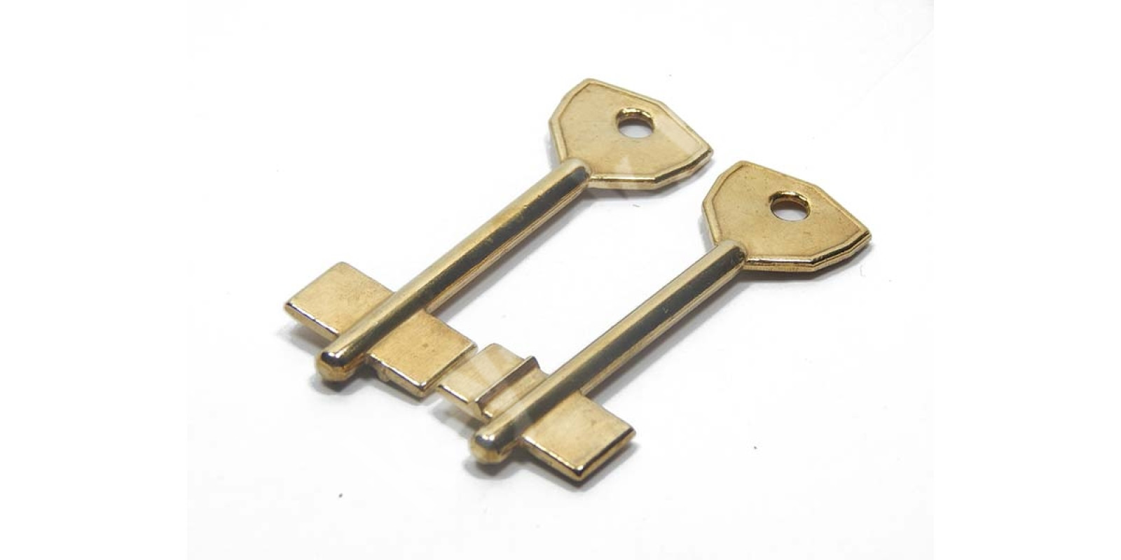 дв1002-1 SAM4G 1SMA5 5SMA1 АО САМ-1 латунь узкий 70x11.0mm