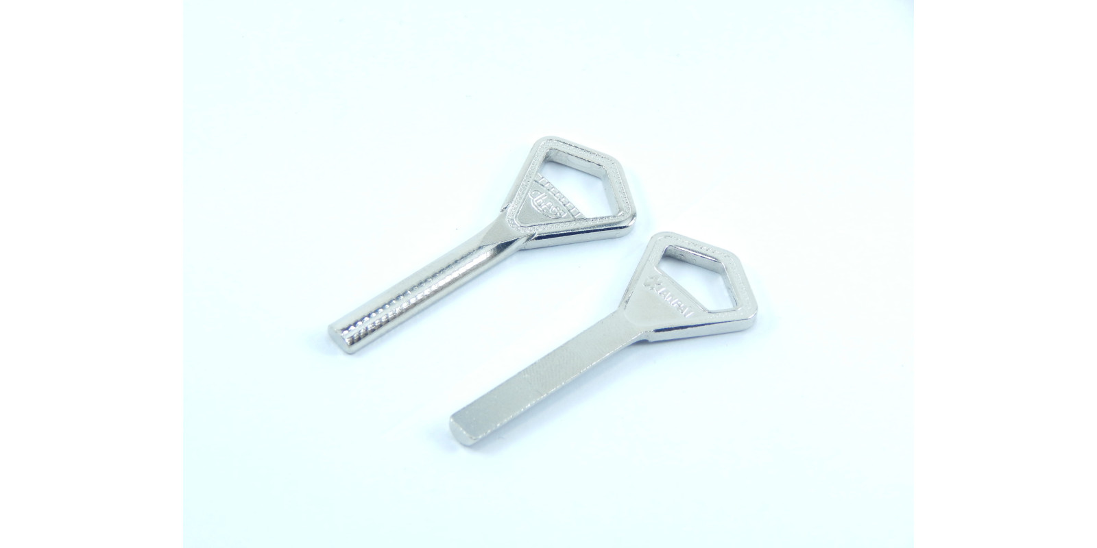 ан003_X_X_ AY30_X_Abloy Белая латунь